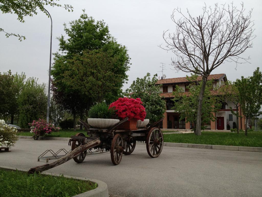 Agriturismo Nonis San Vito al Tagliamento Exterior photo